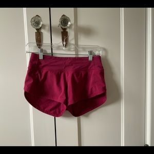 Lululemon Speed Up short 2.5 in